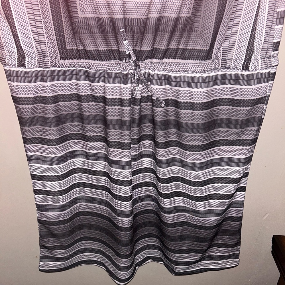 Prana Dress - “Lindy” gray/white/black striped 100% recycled material NWT - Picture 5 of 11
